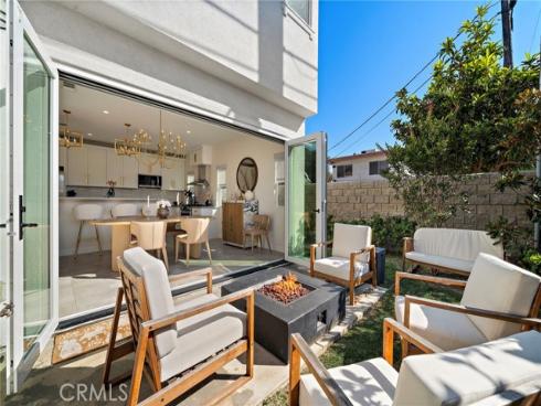 2573 Elden D Avenue, Costa Mesa, CA