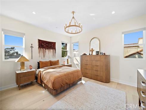 2573 Elden D Avenue, Costa Mesa, CA