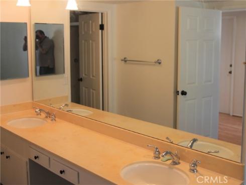 1067 Cheyenne Street, Costa Mesa, CA