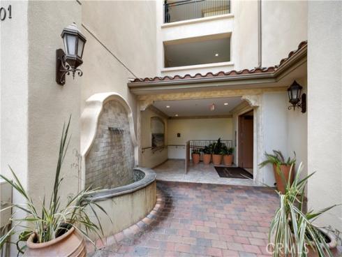 401 Bernard 409 Street, Costa Mesa, CA