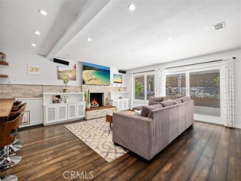 1815 Kinglet Court, Costa Mesa, CA