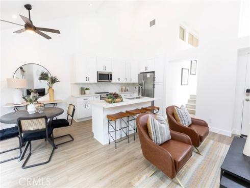 3010 Elmira 42 , Costa Mesa, CA