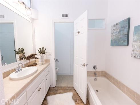 3010 Elmira 42 , Costa Mesa, CA
