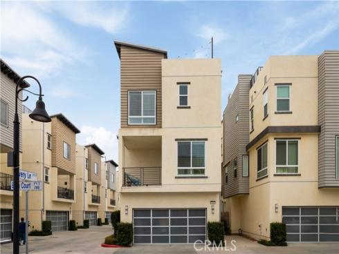 2138 Bella Court, Costa Mesa, CA