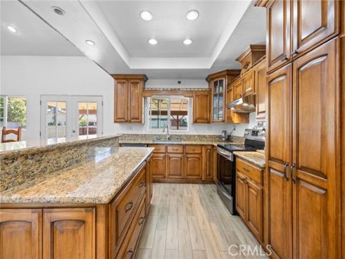 1099 Salinas , Costa Mesa, CA