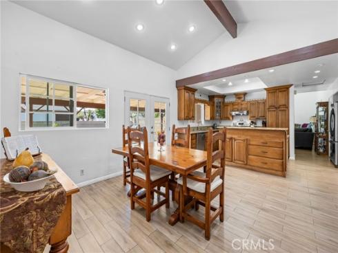 1099 Salinas , Costa Mesa, CA