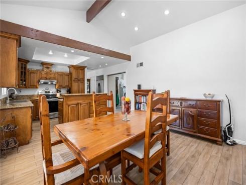 1099 Salinas , Costa Mesa, CA