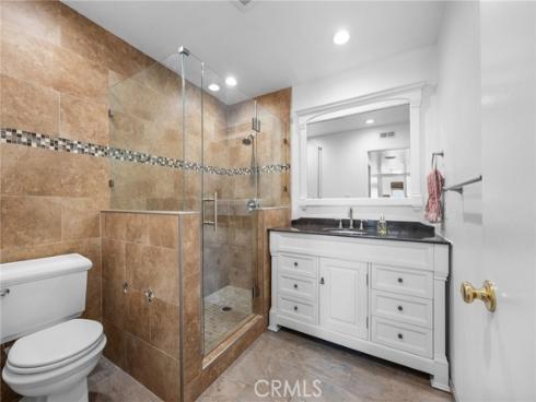 1099 Salinas , Costa Mesa, CA