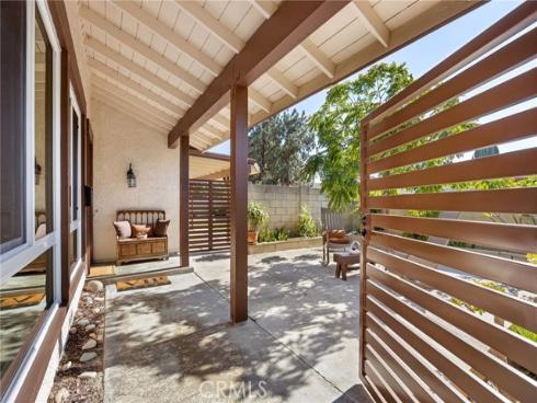 1099 Salinas , Costa Mesa, CA