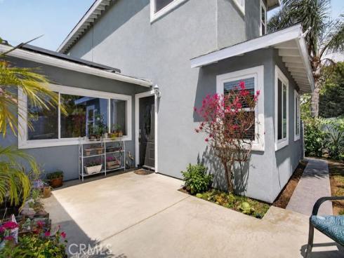 1010 W 19th , Costa Mesa, CA