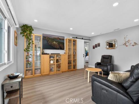 1010 W 19th , Costa Mesa, CA