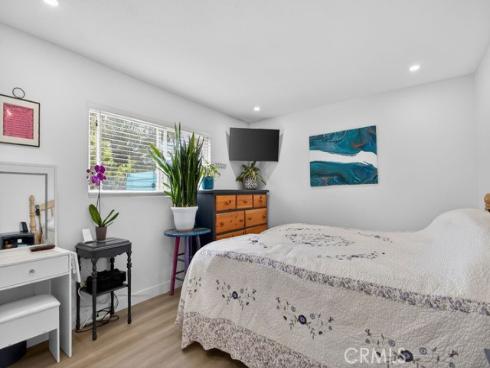 1010 W 19th , Costa Mesa, CA