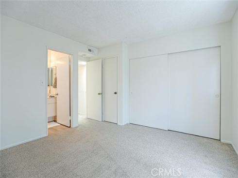 290  Victoria  29 (F8)  Street, Costa Mesa, CA
