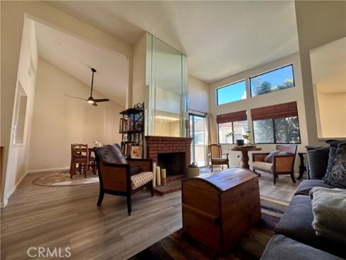 2336 Elden B , Costa Mesa, CA