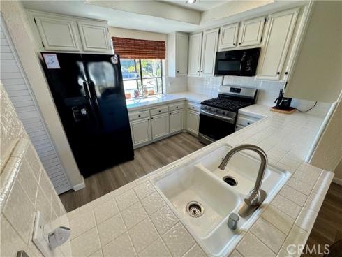 2336 Elden B , Costa Mesa, CA