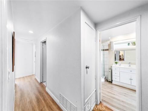 3140 Coolidge Avenue, Costa Mesa, CA