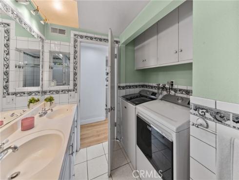 3140 Coolidge Avenue, Costa Mesa, CA