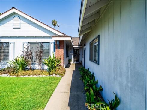 3140 Coolidge Avenue, Costa Mesa, CA