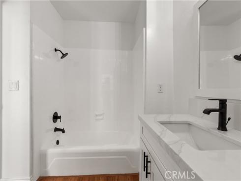 164 Brookline Lane , Costa Mesa, CA