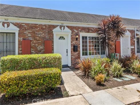 164 Brookline Lane , Costa Mesa, CA