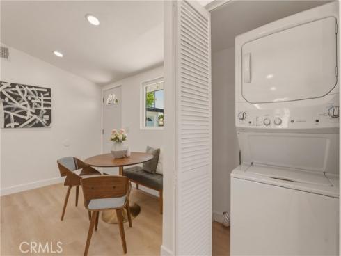 2107 Pomona , Costa Mesa, CA