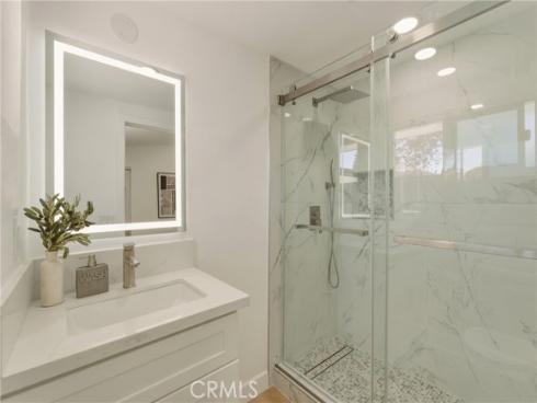2107 Pomona , Costa Mesa, CA