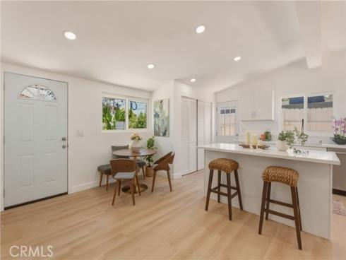 2107 Pomona , Costa Mesa, CA