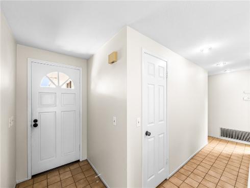 3462 Windsor Court, Costa Mesa, CA
