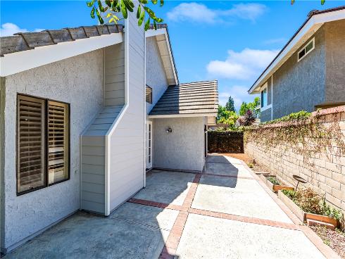 3462 Windsor Court, Costa Mesa, CA