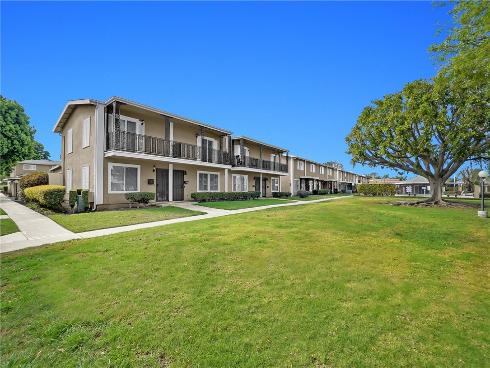 1422 Deauville Place, Costa Mesa, CA