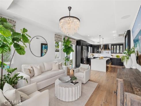 273 Mesa , Costa Mesa, CA