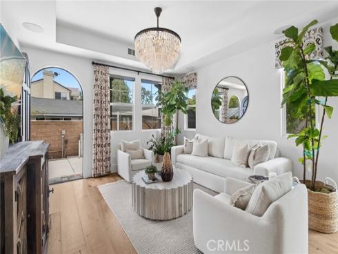 273 Mesa , Costa Mesa, CA