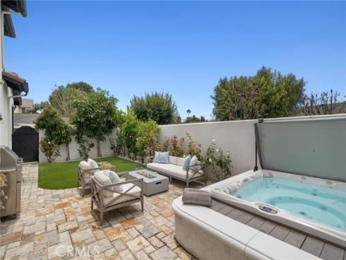 273 Mesa , Costa Mesa, CA