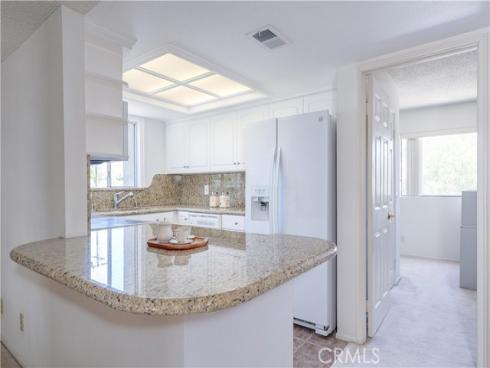 380 W Wilson F106 , Costa Mesa, CA