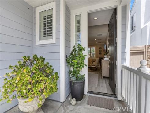 302 Canoe Pond , Costa Mesa, CA