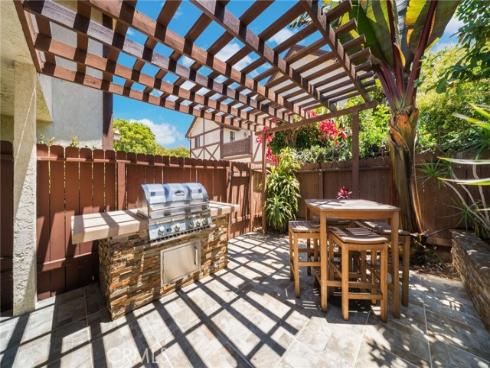 543 W Wilson 7 , Costa Mesa, CA