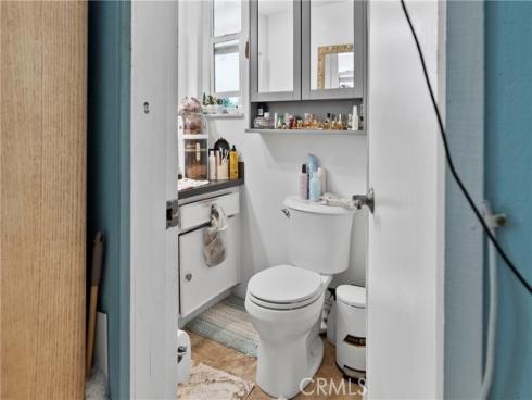 2436 Littleton , Costa Mesa, CA