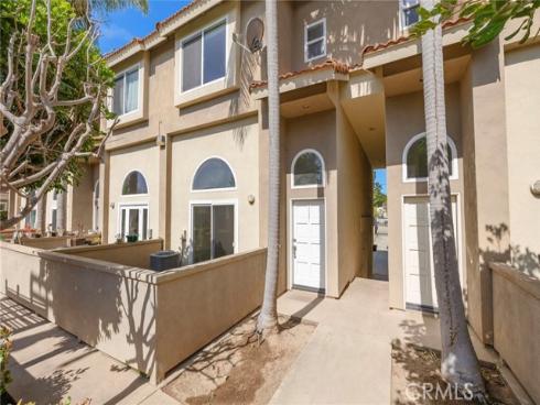 1940 Maple 111 Avenue, Costa Mesa, CA