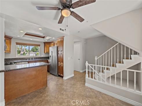1940 Maple 111 Avenue, Costa Mesa, CA