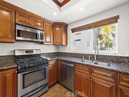 1940 Maple 111 Avenue, Costa Mesa, CA