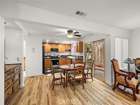 2286 Pacific D , Costa Mesa, CA