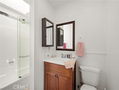 2286 Pacific D , Costa Mesa, CA