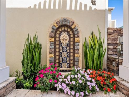 2520 Cornerstone Lane, Costa Mesa, CA