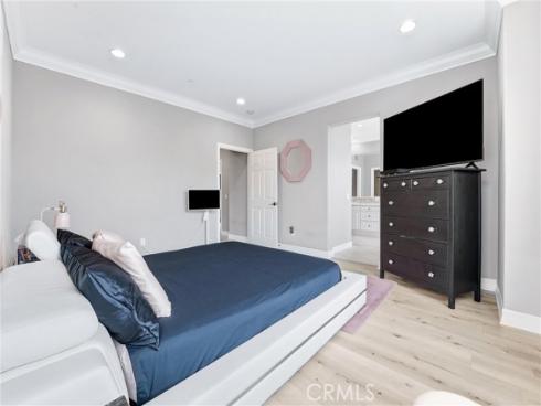 3381 Corte Cassis , Costa Mesa, CA