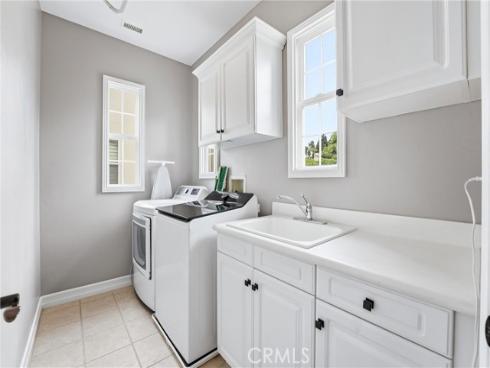 3381 Corte Cassis , Costa Mesa, CA