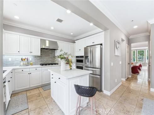 3381 Corte Cassis , Costa Mesa, CA
