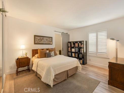 3433 Wimbledon Way, Costa Mesa, CA