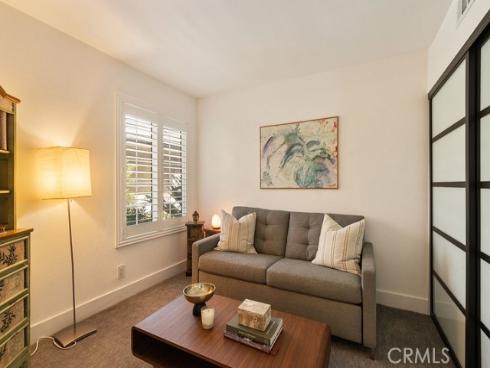 3433 Wimbledon Way, Costa Mesa, CA
