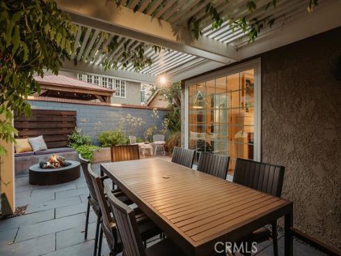 3433 Wimbledon Way, Costa Mesa, CA