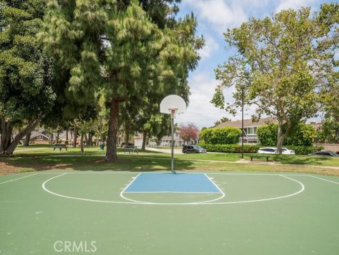 3433  Wimbledon   Way, Costa Mesa, CA